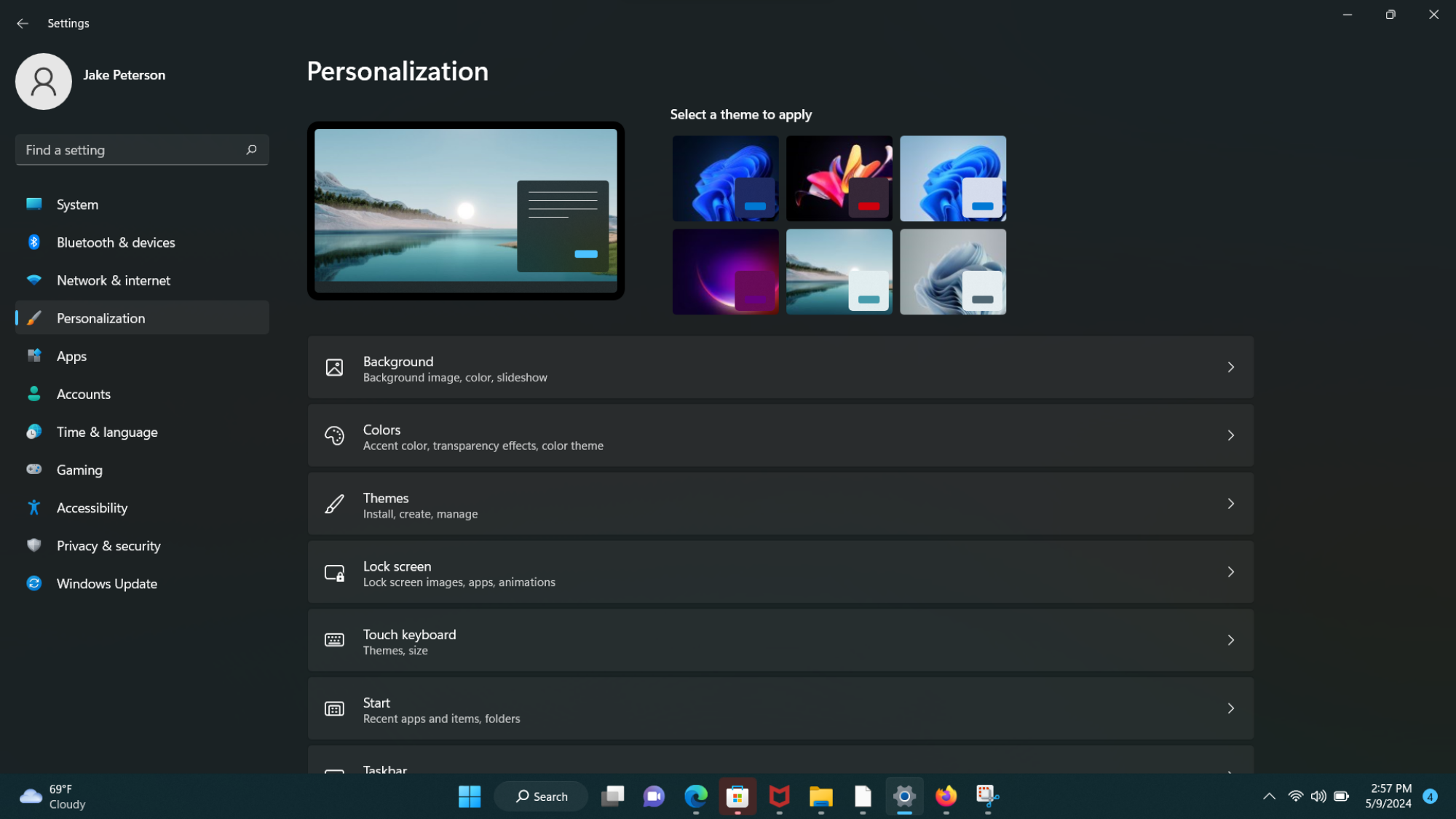 Windows 11 personalization menu